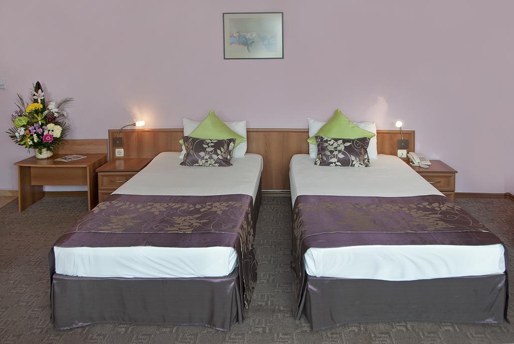 Hotel Real Plovdiv Ruang foto