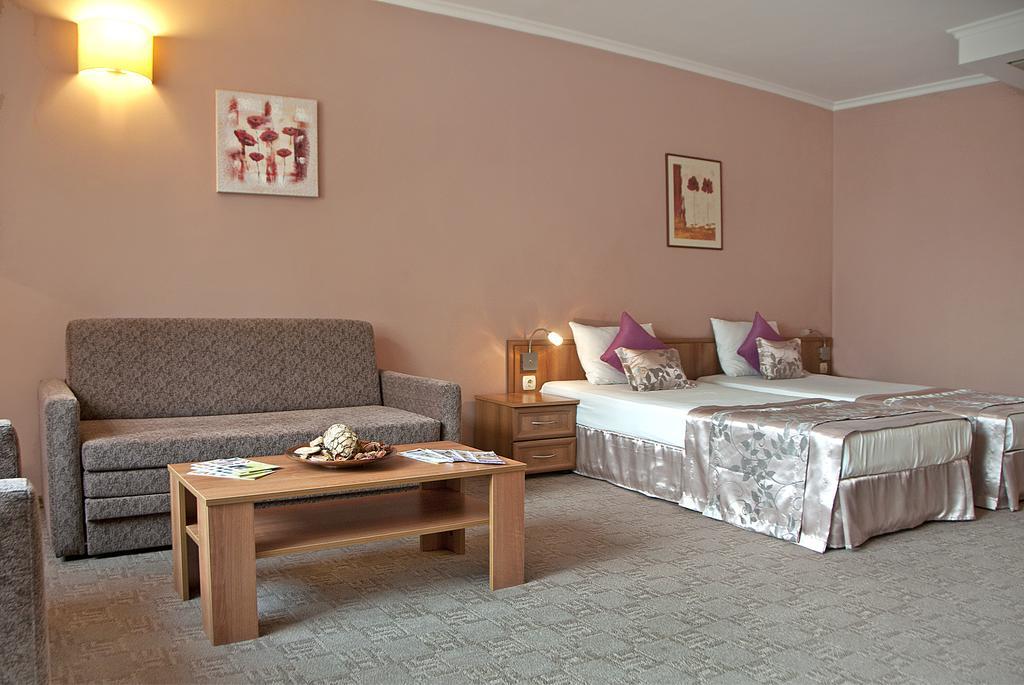 Hotel Real Plovdiv Ruang foto