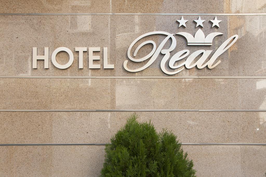 Hotel Real Plovdiv Bagian luar foto