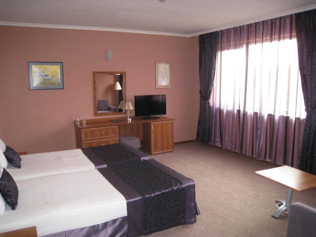 Hotel Real Plovdiv Ruang foto